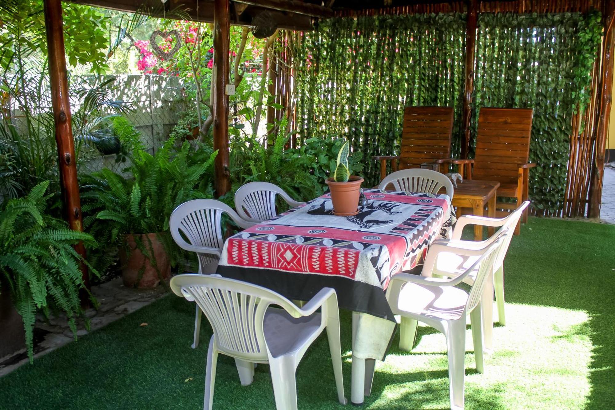 Thamalakane Guest House Maun ภายนอก รูปภาพ