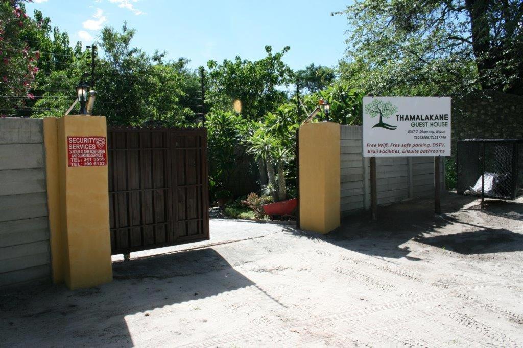 Thamalakane Guest House Maun ภายนอก รูปภาพ